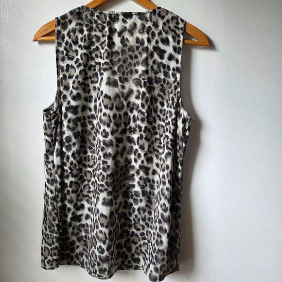 EUC DANIEL RAINN ANIMAL PRINT V NECK TANK TOP SIZE LARGE - Picture 2 of 13